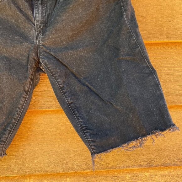 Gap Curvy Black Cut off Jean Shorts - Picture 7 of 15